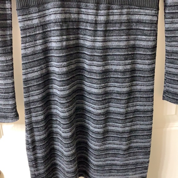 🌷3 for$25🌷Suzy Shier, US S, Black & Grey Thin Striped Long Sleeved Knit Dress - Picture 7 of 10